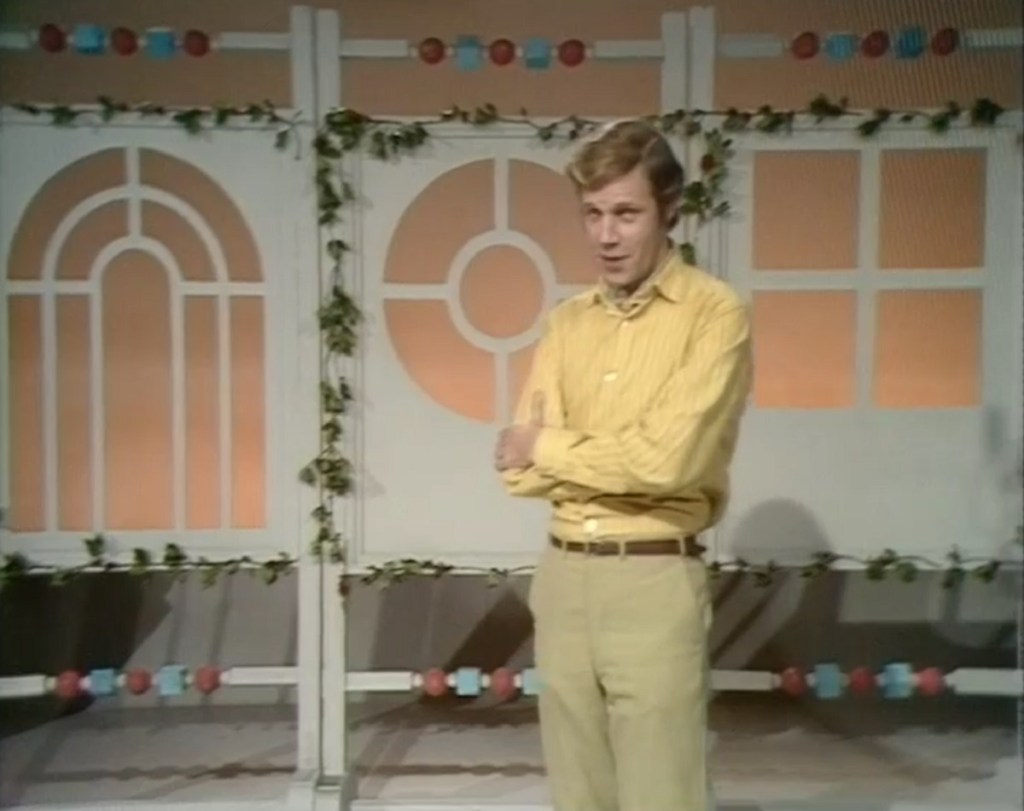 Play School (BBC1, 24th December 1970).