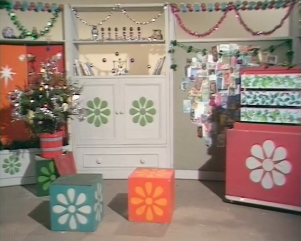 Play School (BBC2, 24th December 1970).