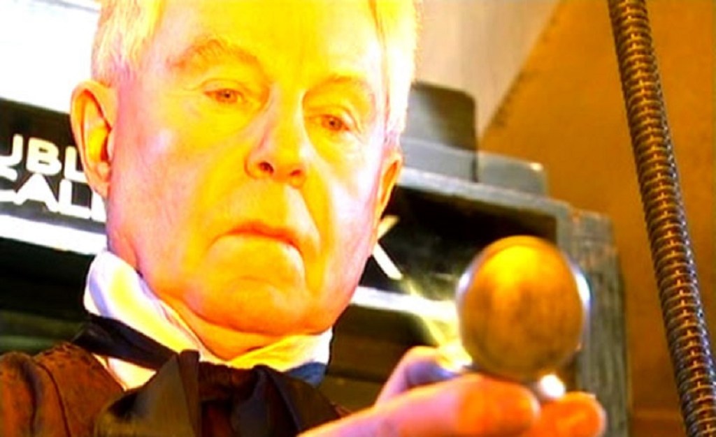 Derek Jacobi as Professor Yana in Doctor Who - Utopia (BBC1, 2007).