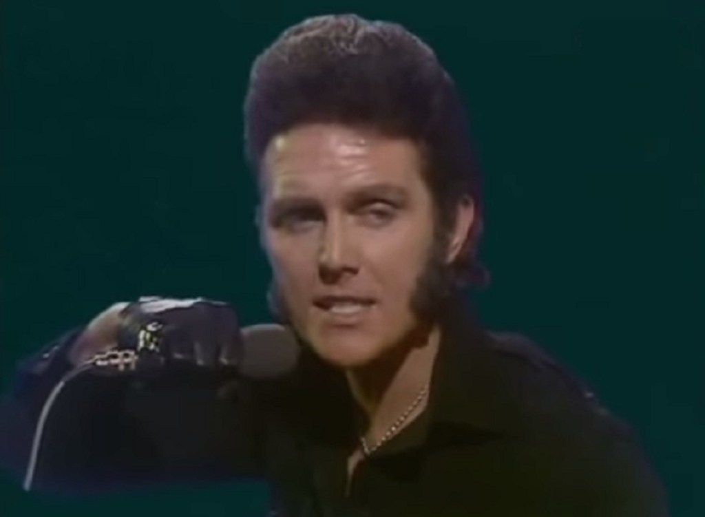 Alvin Stardust performing My Coo Ca Choo on Top Of The Pops (BBC1, 1973).