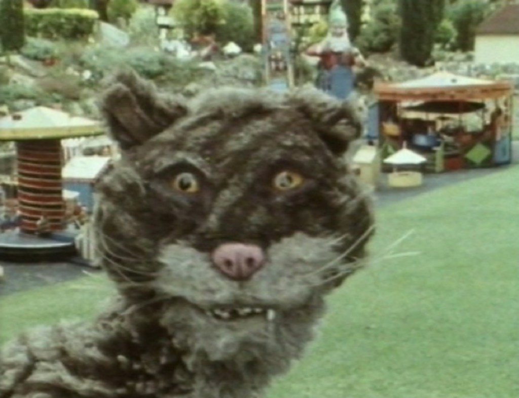 T.T.V. - Tea Time Television With Scragtag (BBC1, 1985-88).