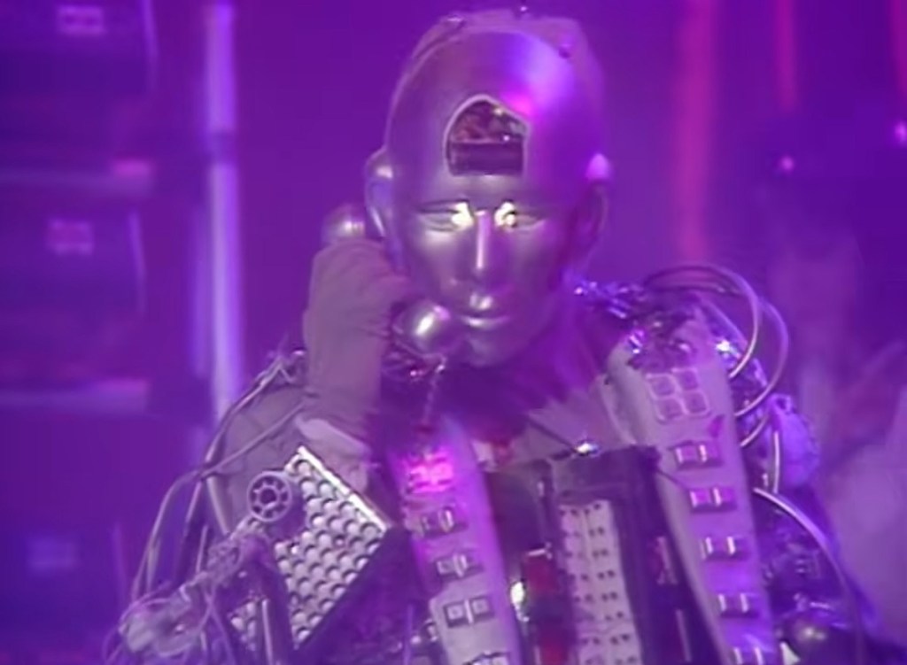 The RAH Band on Top Of The Pops (BBC1, 1985).